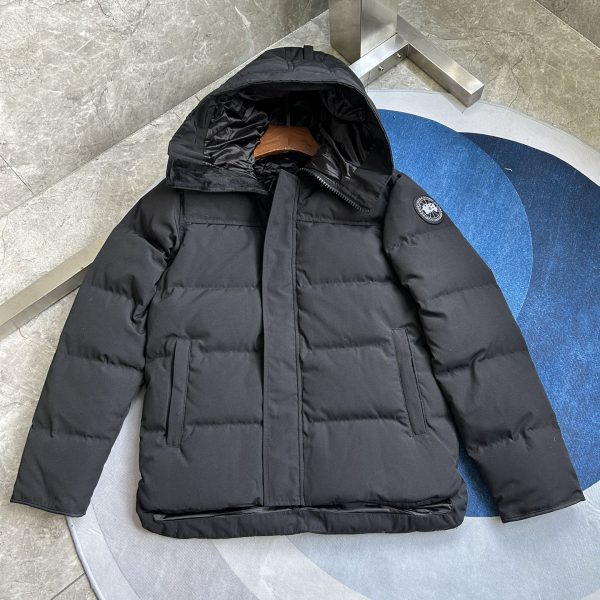 Canada Goose MacMillan Black Logo Black